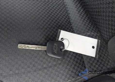 2016 Chevrolet Silverado 1500 1Lt из США, поврежденный, VIN 3GCPCREC6GG133056